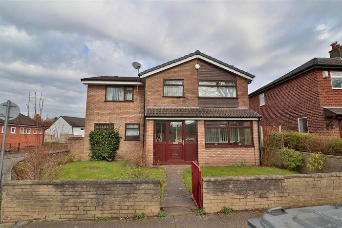 4 Bedroom Detached House To Rent In Loushers Lane, Latchford, Warrington, WA4