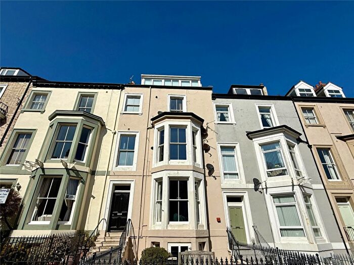 2 Bedroom Flat For Sale In Abbey Terrace, Whitby, North Yorkshire, YO21
