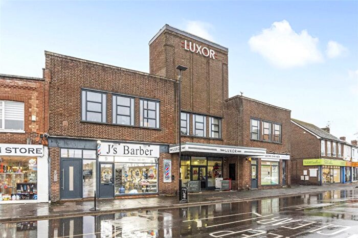 1 Bedroom Flat For Sale In Luxor Court, South Street, Lancing, West Sussex, BN15