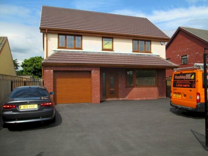 5 Bedroom Detached House To Rent In Dan Y Glo, Mynydd Bach Y Glo, Waunarlwydd, Swansea., SA5