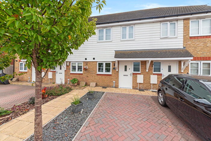 2 Bedroom Terraced House For Sale In Barkers End, Sittingbourne, ME10