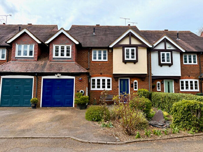 3 Bedroom Terraced House For Sale In Riverbank, Hemel Hempstead, HP1