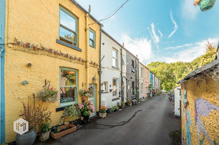 2 Bedroom Terraced House For Sale In Broad Oak Terrace, Bury, BL9