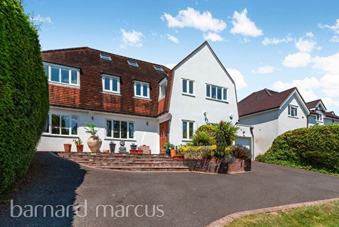 6 Bedroom Property To Rent In Manor Way, Purley, CR8