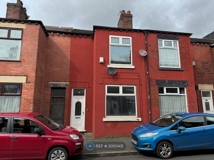3 Bedroom Terraced House To Rent In New Barton Street, Salford, M6