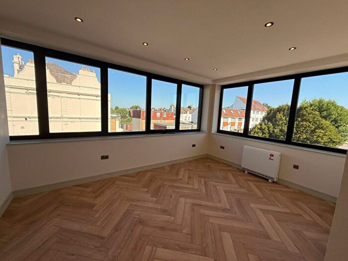 1 Bedroom Flat To Rent In Davigdor Road, Hove, BN3