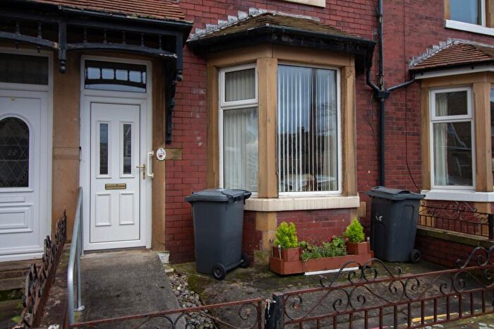 1 Bedroom Flat To Rent In Regent Park Avenue, Morecambe, LA3