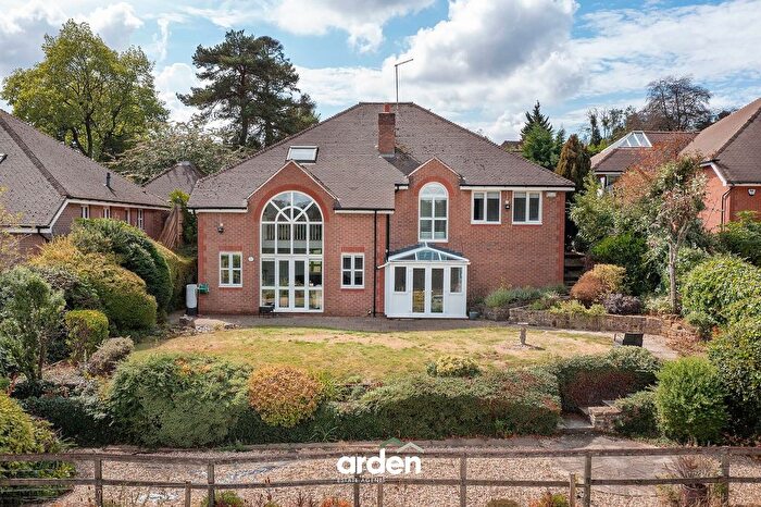 4 Bedroom Detached House For Sale In Edgewood Drive, Barnt Green, B45