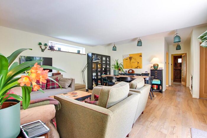 4 Bedroom Bungalow For Sale In Yeovilton Close, Everton, Lymington, SO41