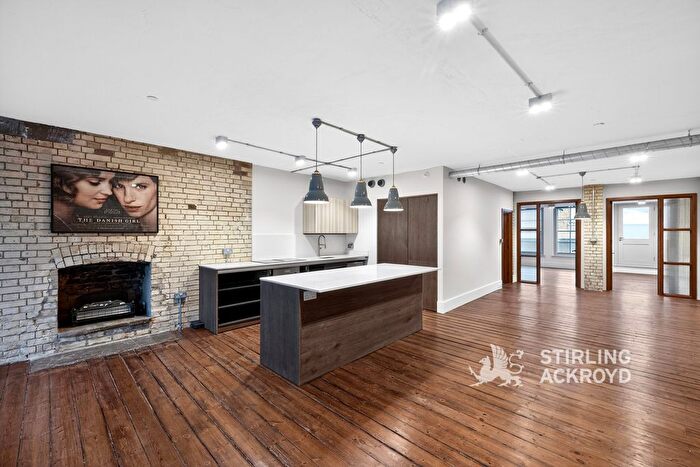 2 Bedroom Flat To Rent In Charlotte Road, Shoreditch, London, EC2A