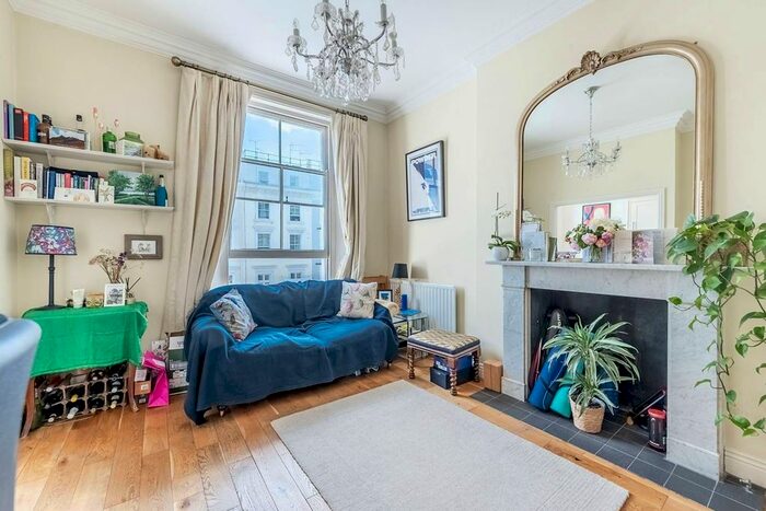 2 Bedroom Flat To Rent In Belgrave Road, Pimlico, London, SW1V