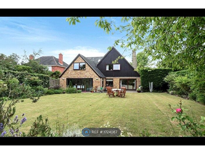 4 Bedroom Detached House To Rent In Longley Road, Farnham, GU9