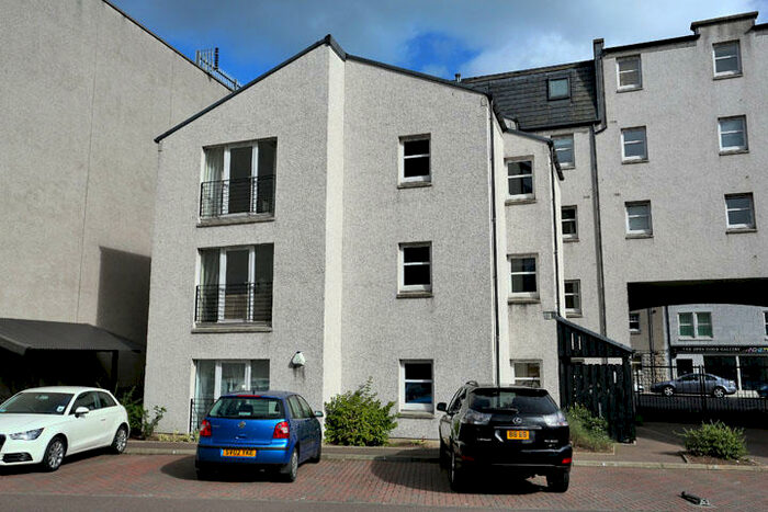 2 Bedroom Apartment To Rent In Chapel Street, City Centre, Aberdeen, AB10