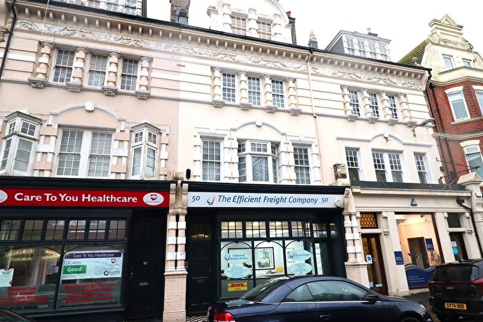 1 Bedroom Flat For Sale In St Leonards Road, Bexhill, TN40