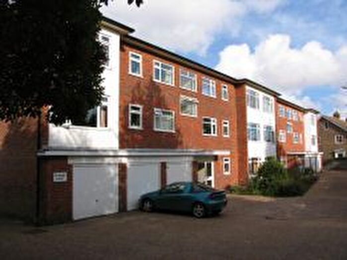 2 Bedroom Flat To Rent In Rowans Court, Prince Edwards Road, Lewes, BN7
