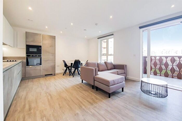 2 Bedroom Apartment To Rent In Fresh Wharf Road, Barking, Essex, IG11