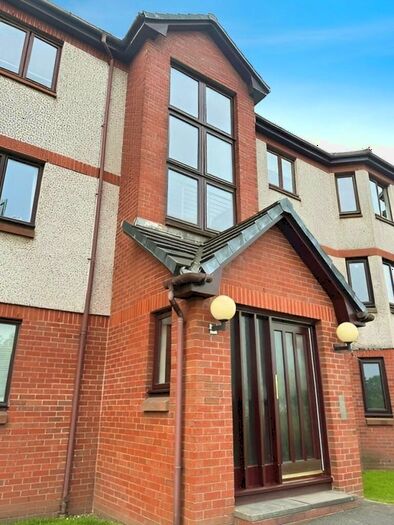 2 Bedroom Flat To Rent In Dundee Court, Carron, Falkirk, FK2