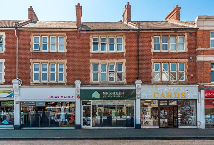4 Bedroom Flat To Rent In Southbourne Grove, Bournemouth, BH6