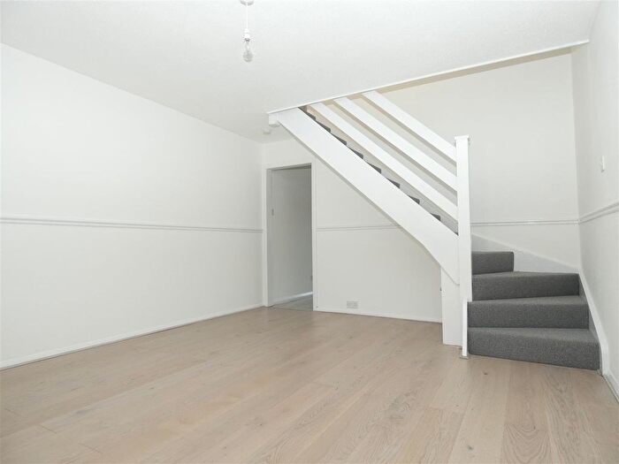 2 Bedroom End Of Terrace House To Rent In Peartree Road, Herne Bay, Kent, CT6