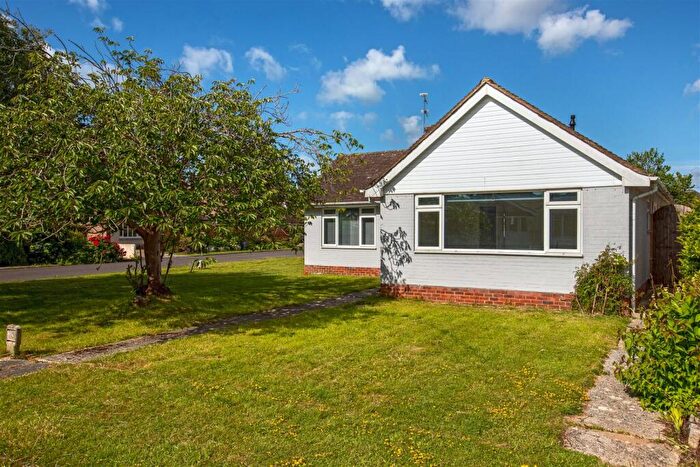 2 Bedroom Detached Bungalow For Sale In Grange Close, Ferring, BN12