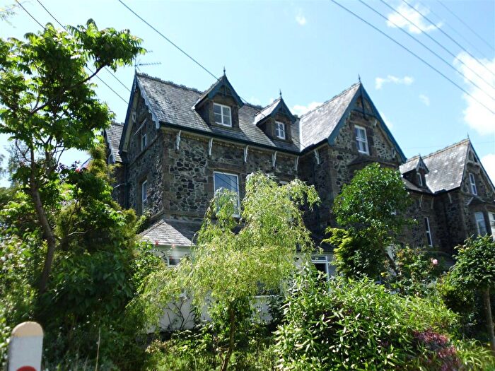 1 Bedroom Flat To Rent In Okehampton, Devon, EX20