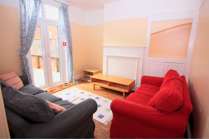 3 Bedroom Terraced House To Rent In Lucas Avenue, Exeter, EX4