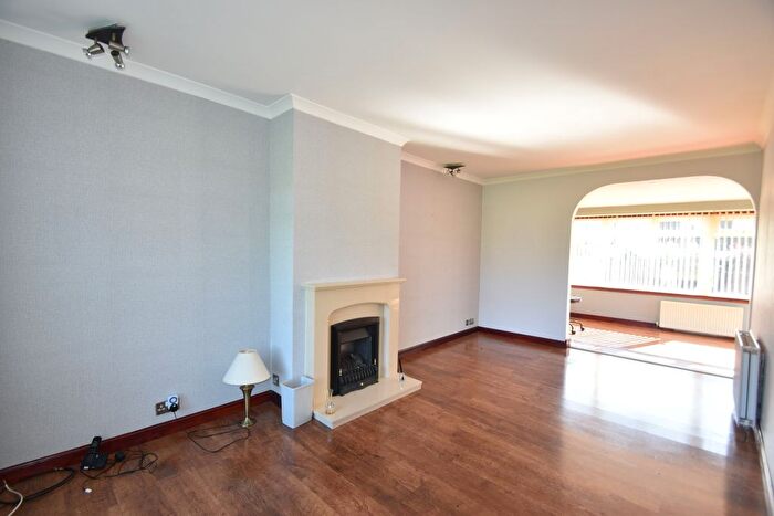 2 Bedroom Semi-Detached House For Sale In Briar Gardens, Whitburn, EH47