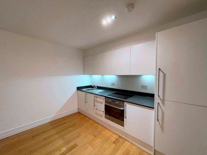 2 Bedroom Flat To Rent In Elbow Lane, City Centre, Leicester, LE1