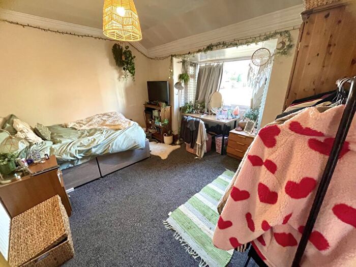 4 Bedroom Terraced House To Rent In Spring Bank Crescent, Headingley, Leeds, LS6