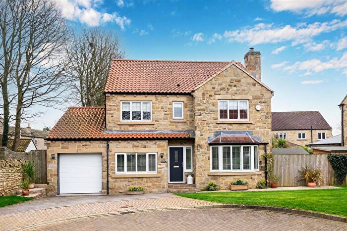 4 Bedroom Detached House For Sale In Hillam Hall View, Hillam, Leeds, LS25