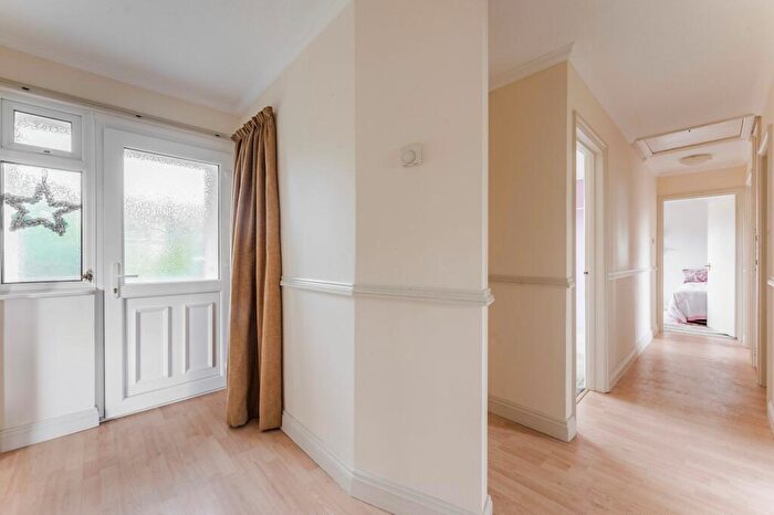 3 Bedroom Detached Bungalow For Sale In Lincoln Close, Swanton Morley, NR20