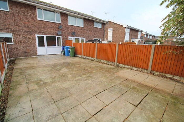 2 Bedroom Flat To Rent In Lon Brynli, Prestatyn, Denbighshire, LL19