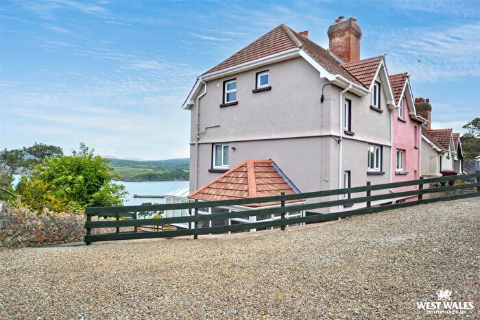 3 Bedroom Semi-Detached House For Sale In New Hill Villas, Goodwick, Goodwick, SA64