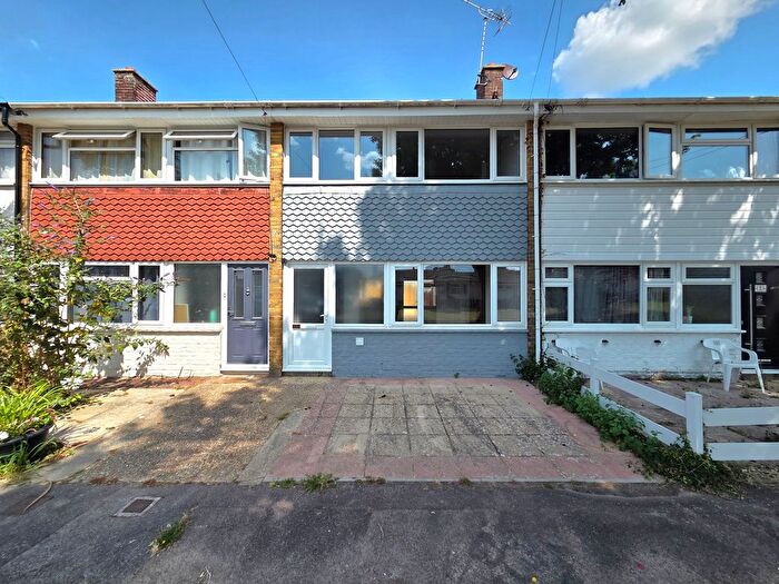 3 Bedroom Terraced House To Rent In Lawn Close, Gosport, PO13
