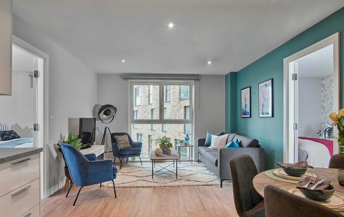 2 Bedroom Flat To Rent In Silbury Boulevard, Milton Keynes, MK9