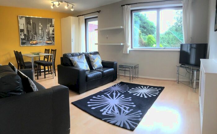 4 Bedroom Semi-Detached House To Rent In Sanctuary Close, Worcester, #, WR2