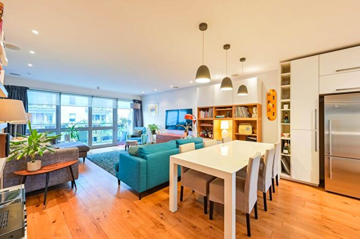 2 Bedroom Flat For Sale In Wick Lane, Tower Hamlets, London, E3