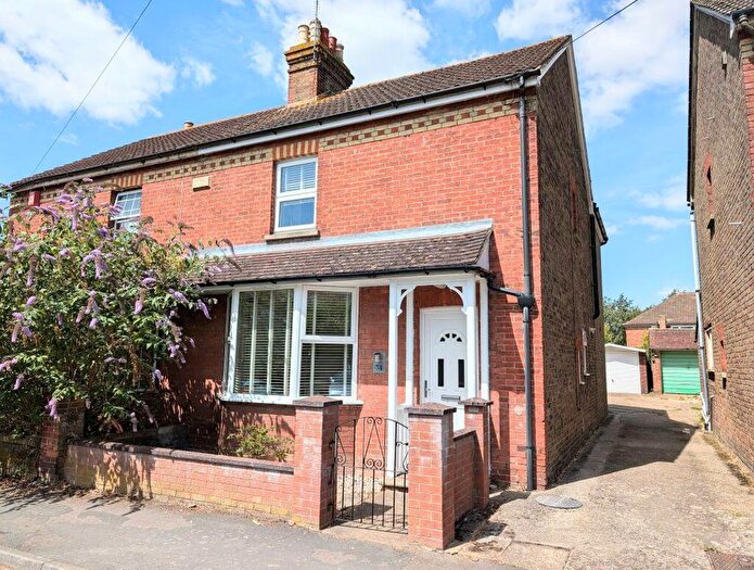 3 Bedroom Semi-Detached House To Rent In Spencers Road, Horsham, RH12