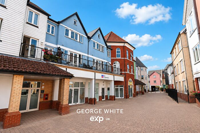 2 Bedroom Apartment For Sale In Boleyn House, Roche Close, Rochford, SS4