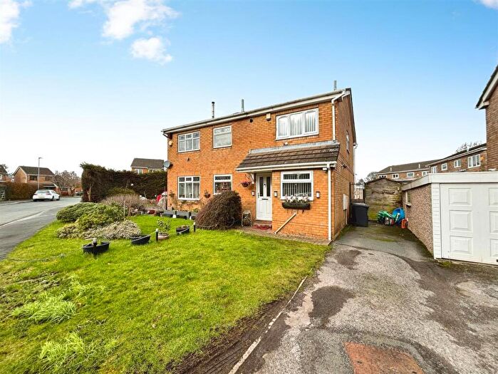 2 Bedroom Semi Detached House For Sale In Sangster Way, Bradford, BD5