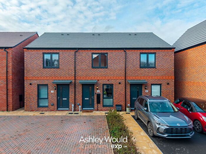 2 Bedroom Semi Detached House For Sale In The Links, Stourport-On-Severn, DY13