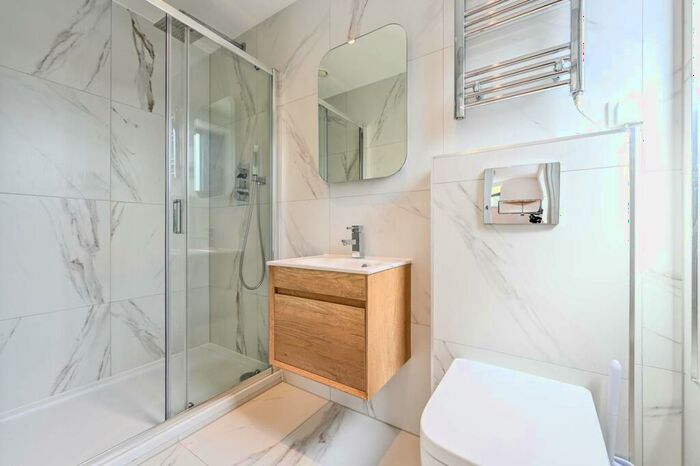 3 Bedroom Flat To Rent In Marquis Road, Camden Town, London, NW1