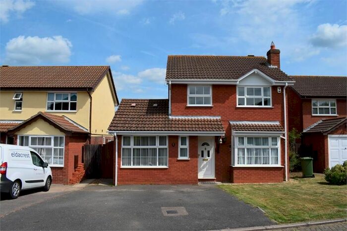 4 Bedroom Detached House To Rent In Stanmore Gardens, Newport Pagnell MK16