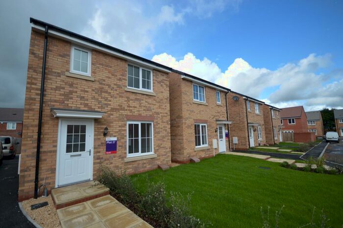 3 Bedroom Detached House To Rent In Llwybr Y Coedtir, Caerphilly, CF83