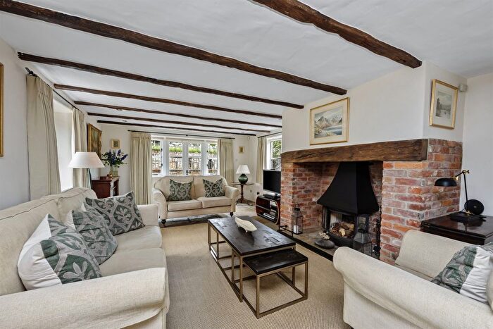 4 Bedroom Cottage For Sale In High Street, Amberley, West Sussex, BN18