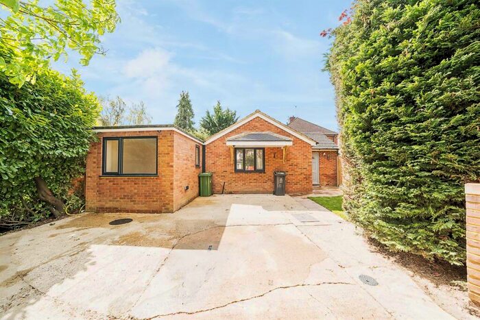 2 Bedroom Bungalow To Rent In Allenby Road, Maidenhead, SL6