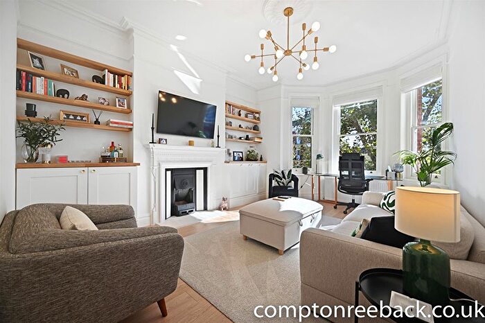 3 Bedroom Flat For Sale In Elgin Mansions, Maida Vale, W9