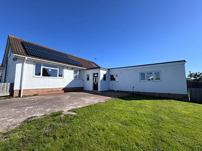 5 Bedroom Detached Bungalow For Sale In St Johns Road, Exmouth, EX8