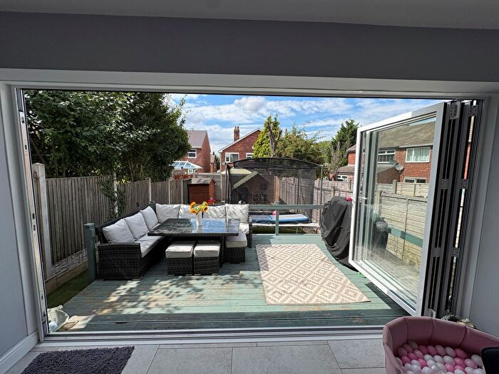 3 Bedroom Semi-Detached House For Sale In Rochester Road, South Anston, Sheffield, S25