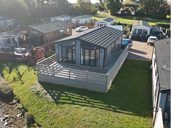 2 Bedroom Lodge For Sale In Great Hadham Country Club, Great Hadham Road, Bishop's Stortford, SG10